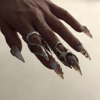 EFFUSED. nail cuff ADORE x Sfurato