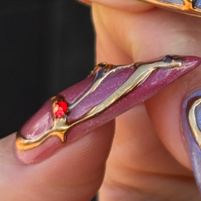 гель-лак “котяче око” Aura 