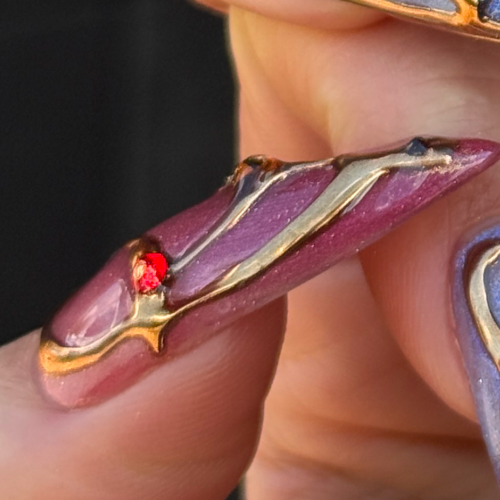 гель-лак “котяче око” Aura 