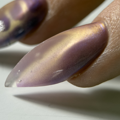 гель-лак “котяче око” Ugly 