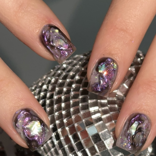 гель-лак "котяче око" Reflective